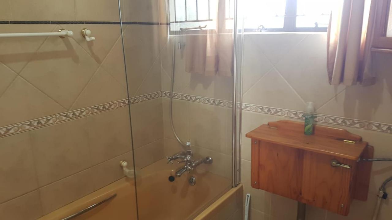Nkwasi Lodge 帕雷斯 外观 照片